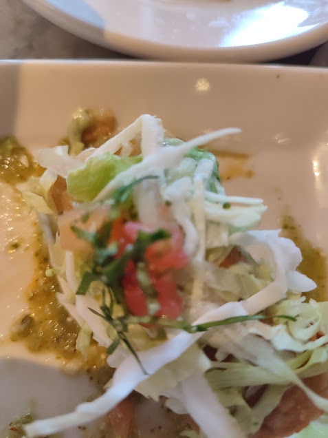 Cheese cake Factory – 600 Lincoln Road – Miami South,Fla