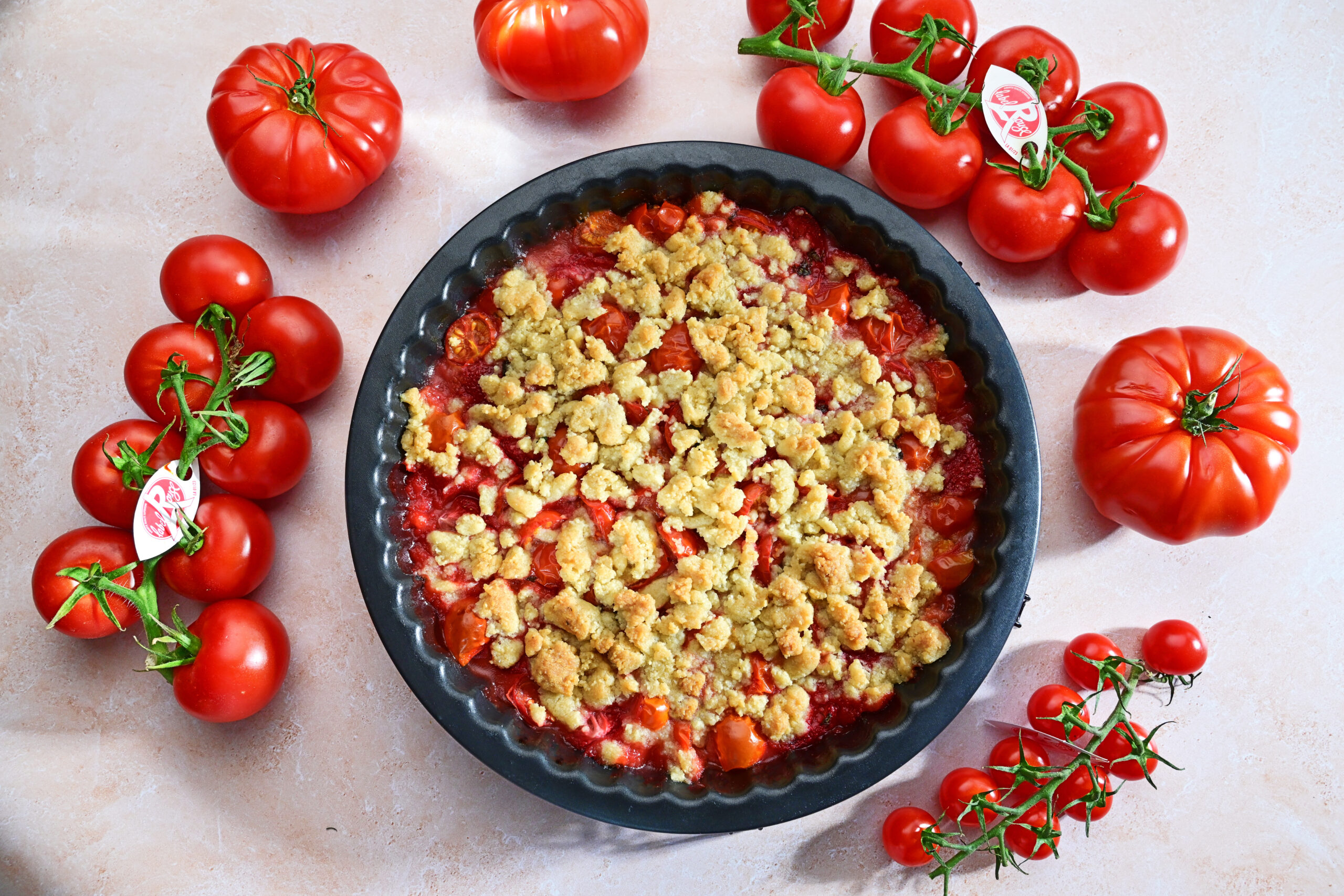 Crumble aux fraises et tomates – Tomates cerises