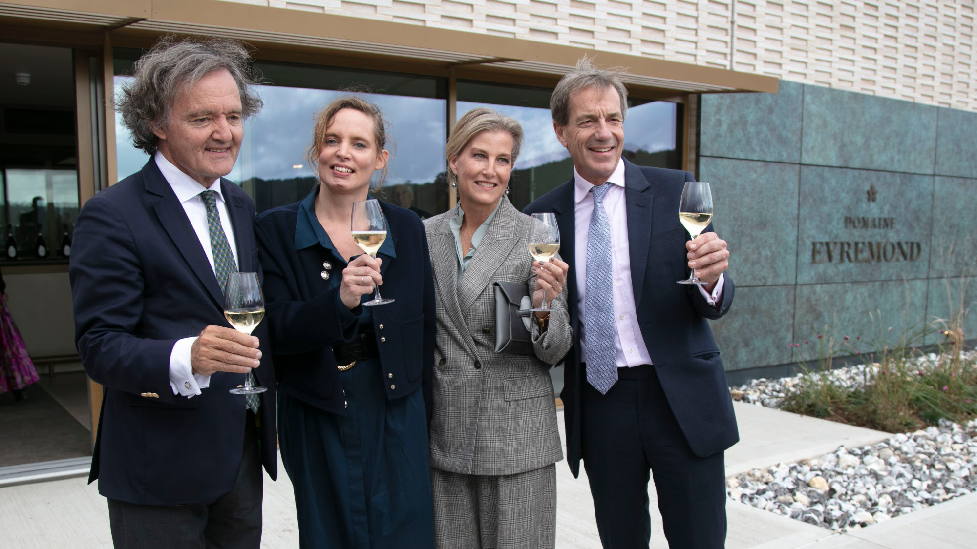Le chai du Domaine Evremond dans le Kent officiellement inauguré ce jour par Son Altesse Royale la duchesse d&rsquo;Édimbourg GCVO