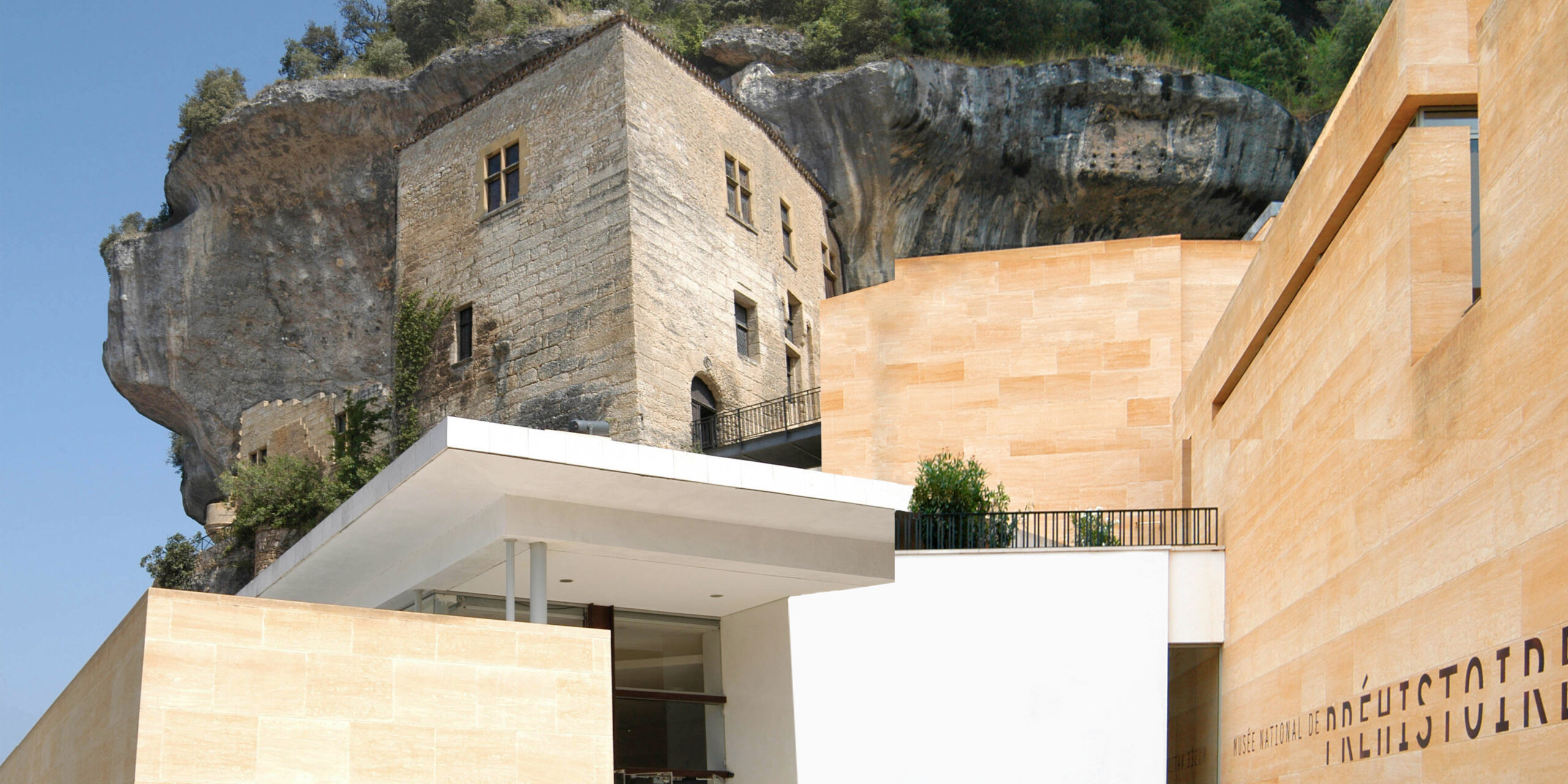 Une sortie culturelle au Musée National de Préhistoire