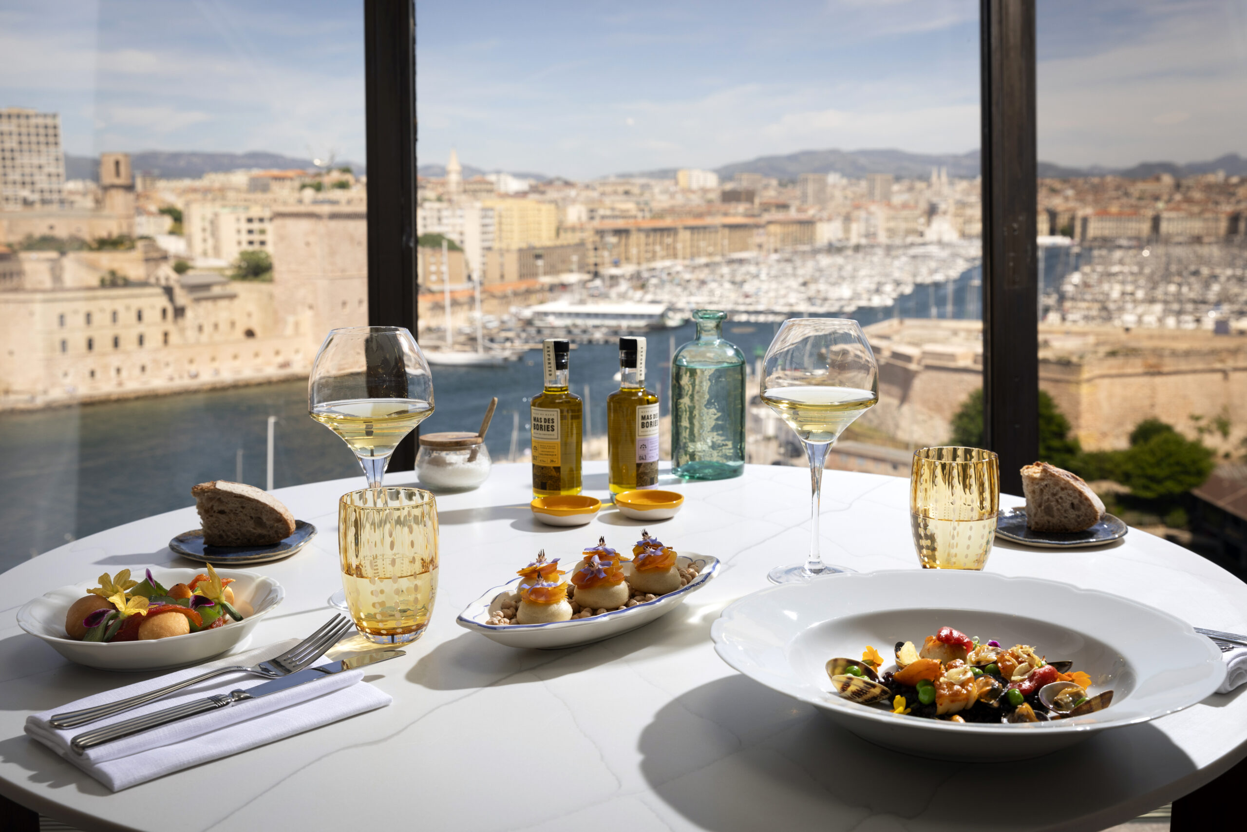 UN RENOUVEAU POUR L’EMBLÉMATIQUE RESTAURANT DU SOFITEL MARSEILLE VIEUX-PORT