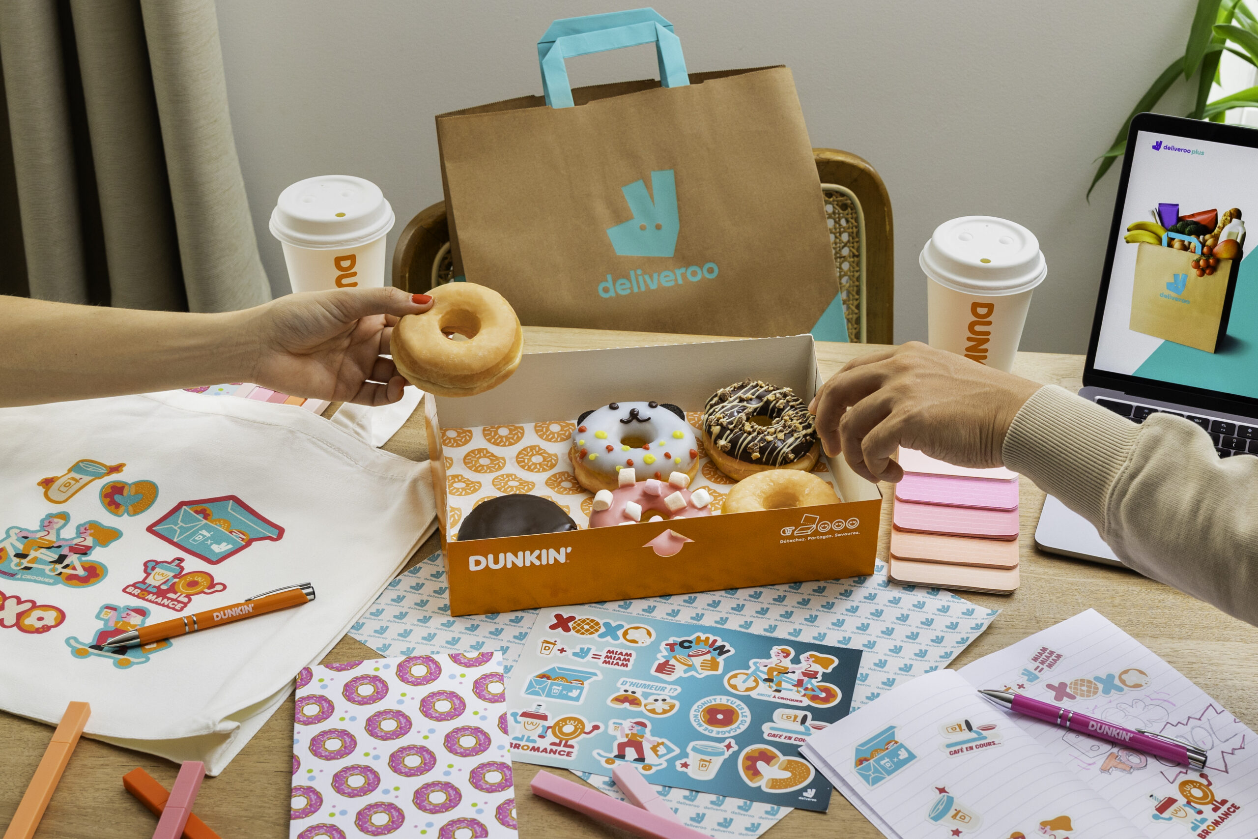Avec Dunkin&rsquo; et Deliveroo une rentrée en douceur