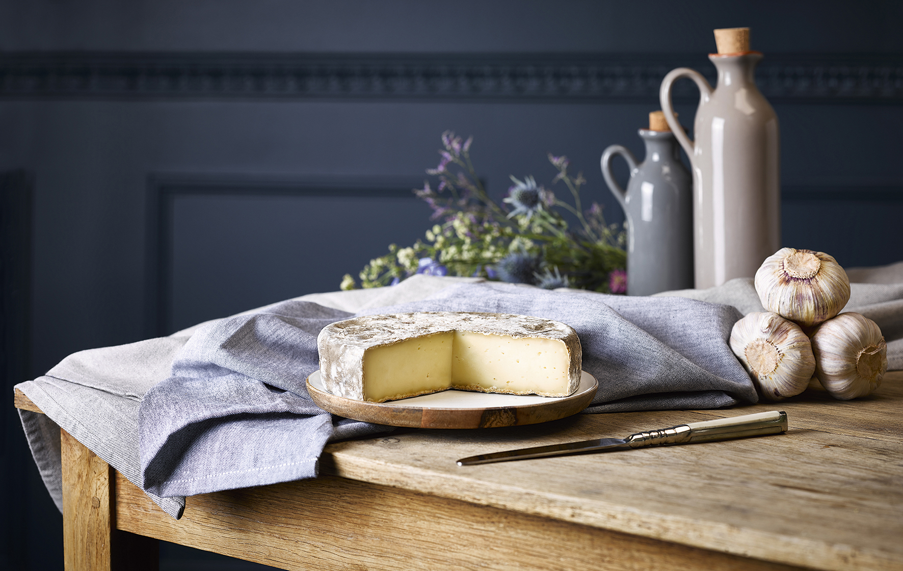 La Tome des Bauges : Un Fromage qui Rassemble