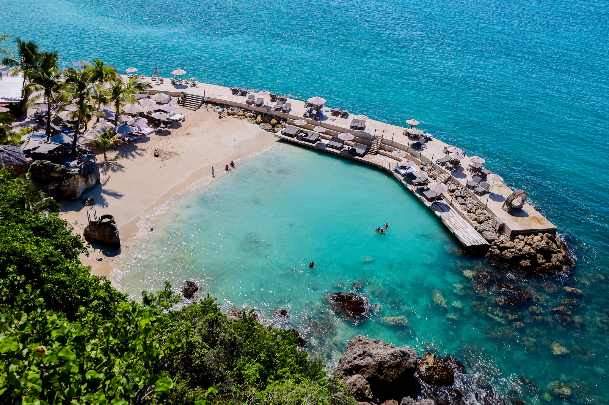 Le Grand Bleu : l’excellence culinaire face à la mer des Caraïbes