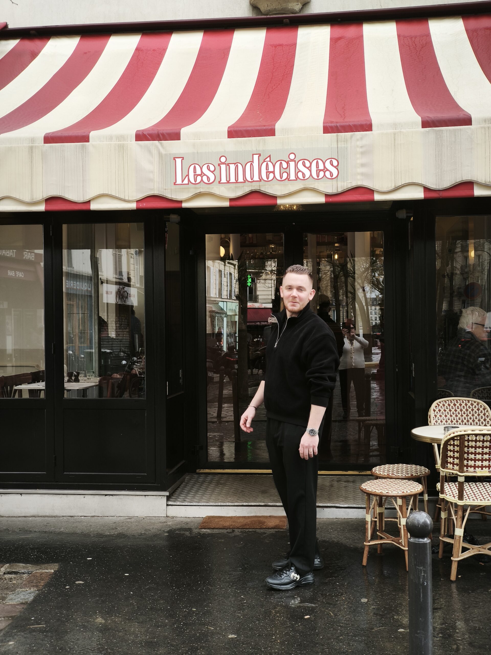 Les Indécises