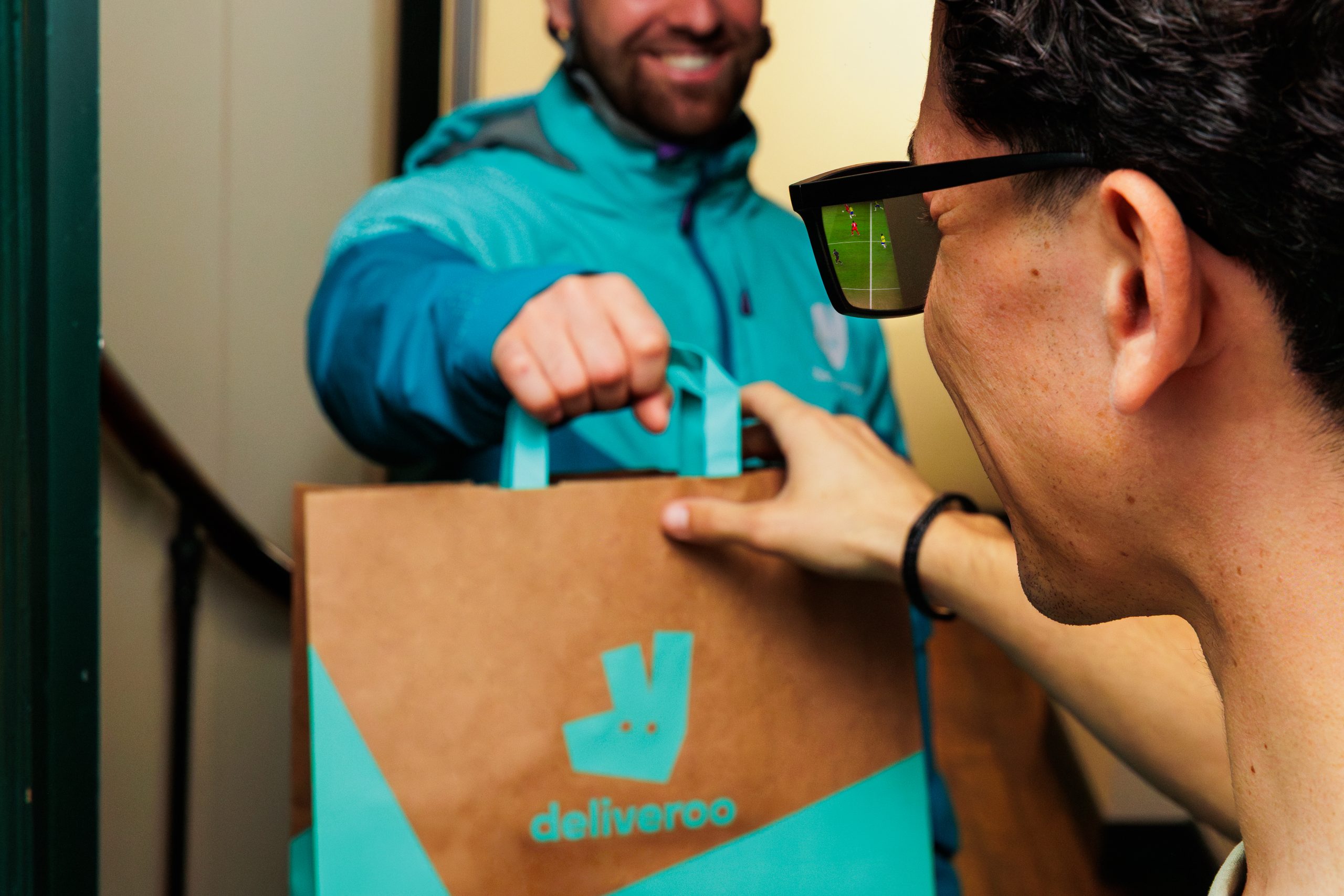 Deliveroo invente le combo anti-frustration des soirs de match